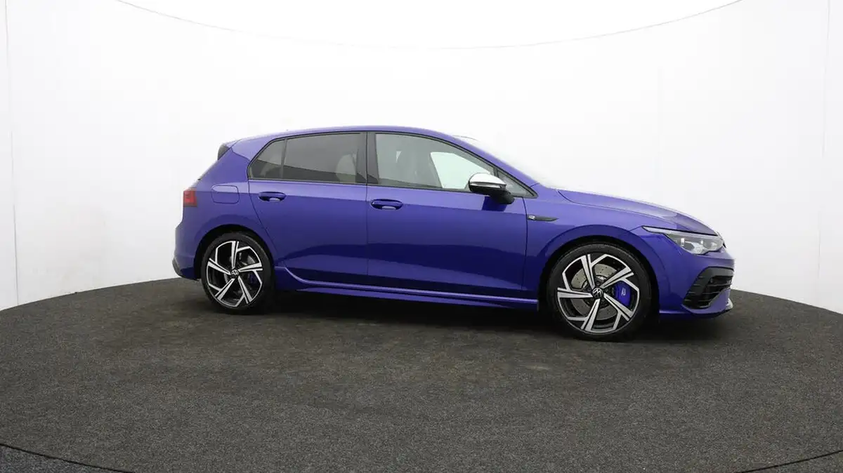 2023-volkswagen-golf-20-tsi-r-320ps-hatchback-big-44