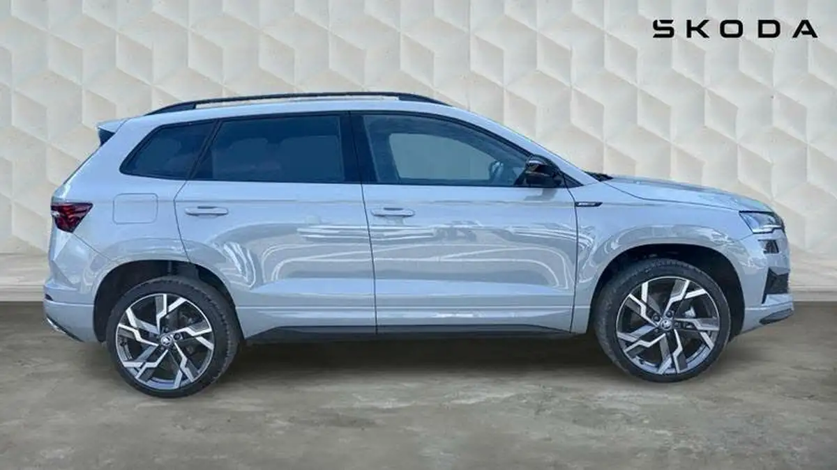 2024-skoda-karoq-15-tsi-sportline-dsg-big-3