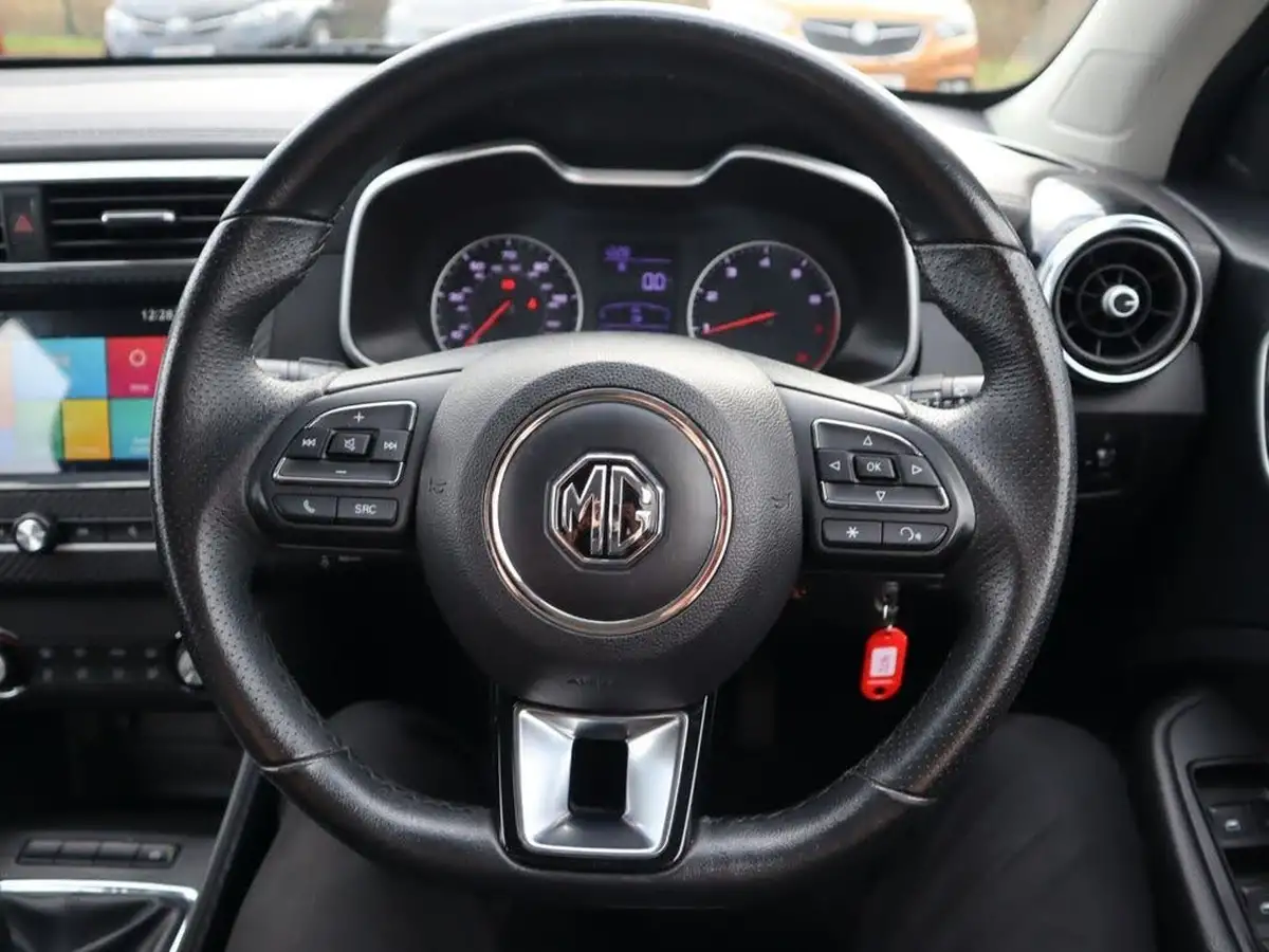 2019-mg-zs-suv-15-vti-tech-excite-106ps-big-26