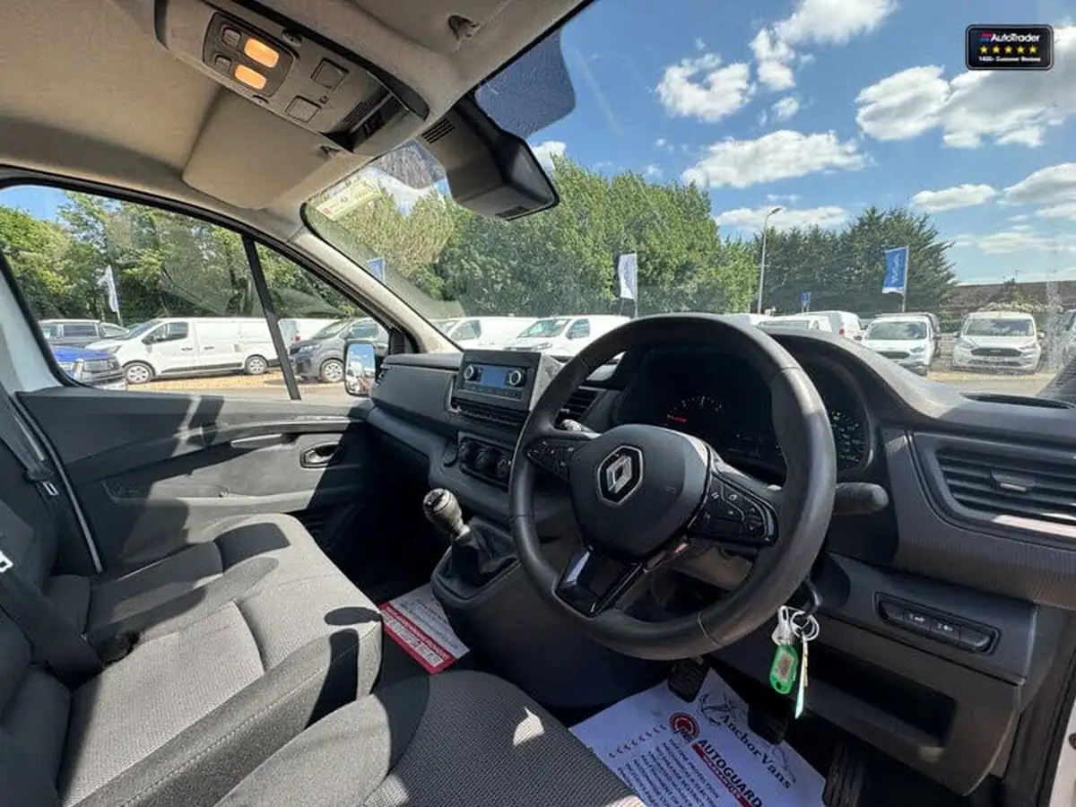 2022-renault-trafic-20dci-ll30-150-business-big-14