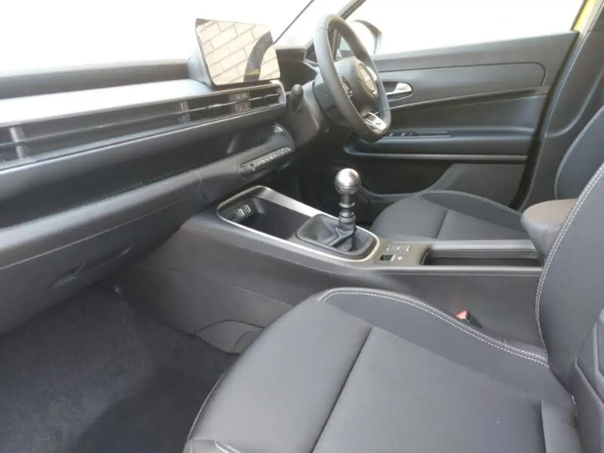 2025-jeep-avenger-12-gse-summit-big-4