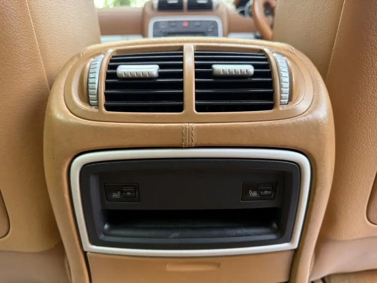 2008-porsche-cayenne-48-gts-tiptronic-s-big-36