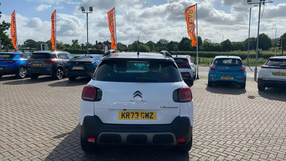 2023-citroen-c3-aircross-12-puretech-shine-plus-130ps-eat6-big-8