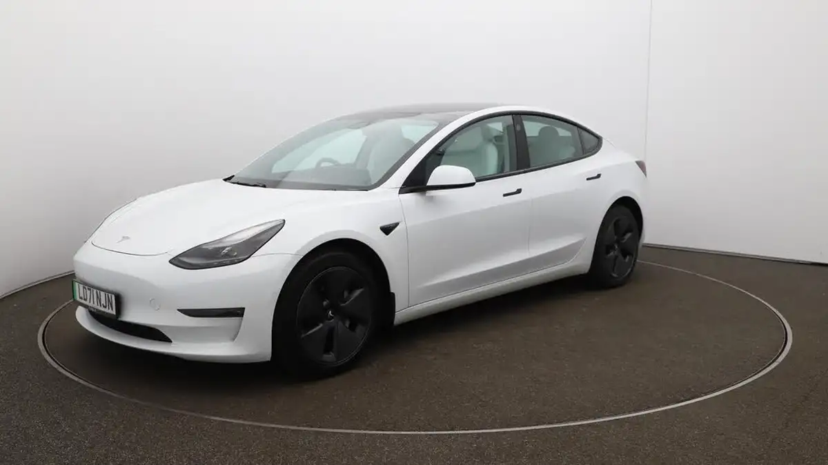 2021-tesla-model-3-e-long-range-awd-big-69