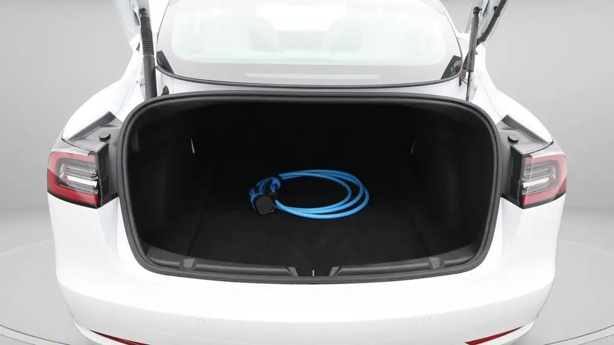 2021-tesla-model-3-e-long-range-awd-big-17