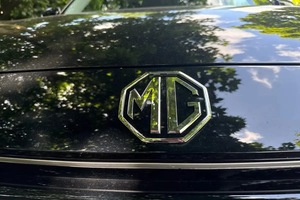 2025-mg-zs-suv-15-trophy-big-20
