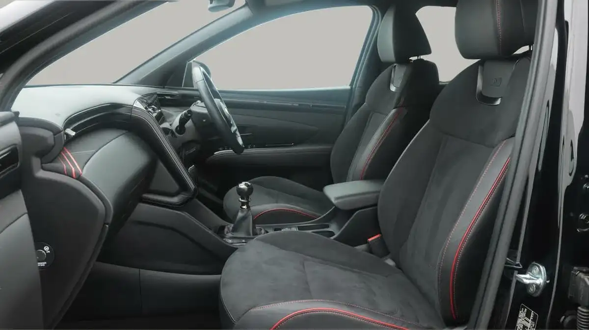 2022-hyundai-tucson-16-t-gdi-n-line-s-150ps-big-14