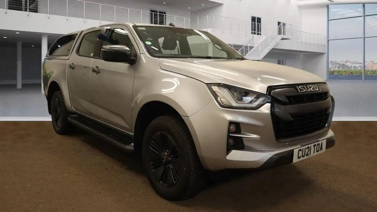 2021-isuzu-d-max-19td-v-cross-big-4
