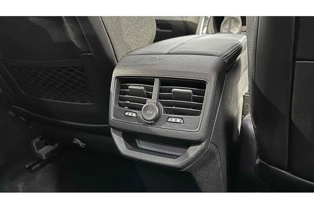 2019-peugeot-3008-suv-15-bluehdi-allure-big-31