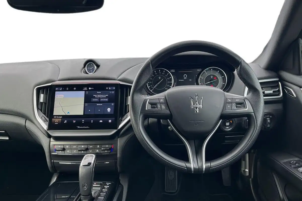 2022-maserati-ghibli-20-gt-1995cc-big-25
