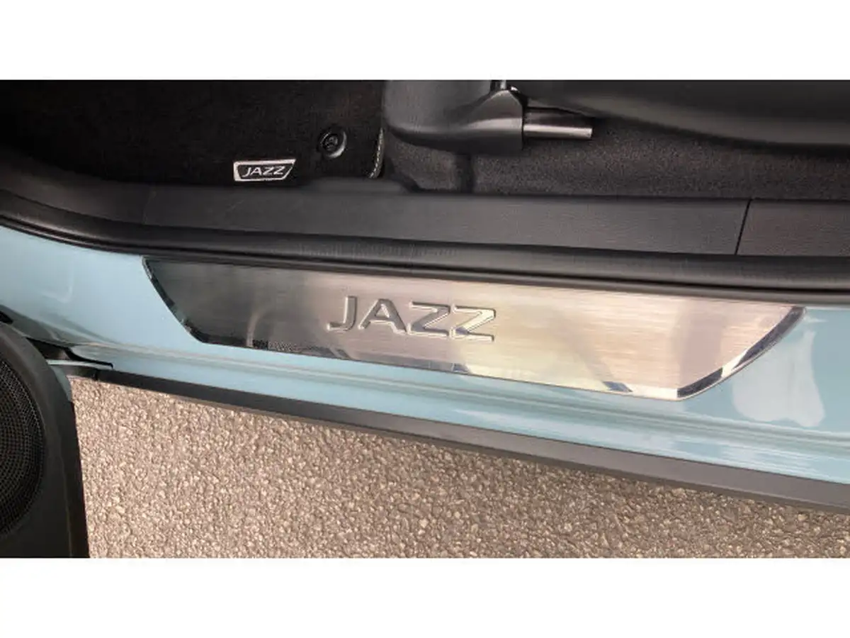 2021-honda-jazz-15-i-mmd-crosstar-ex-109ps-two-tone-big-29