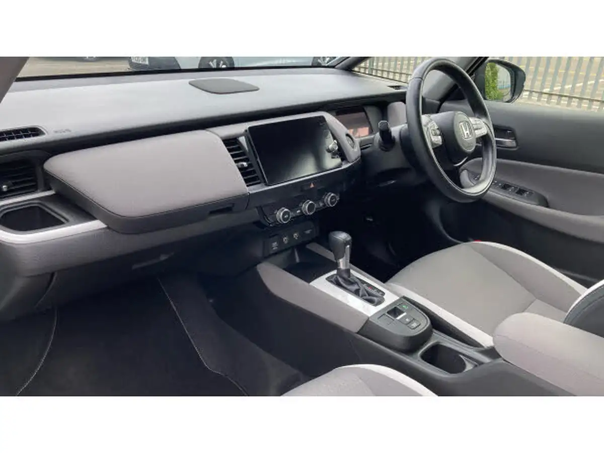 2021-honda-jazz-15-i-mmd-crosstar-ex-109ps-two-tone-big-1