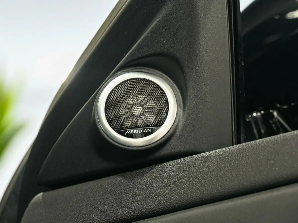 2022-land-rover-range-rover-evoque-20-d200-r-dynamic-se-big-12