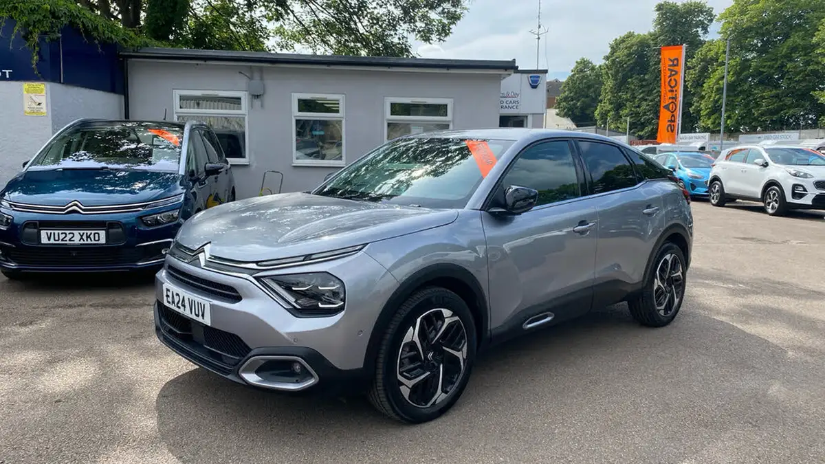 2024-citroen-c4-12-puretech-max-130ps-ss-eat8-big-6