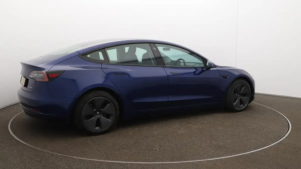 2021-tesla-model-3-e-long-range-4x4-big-51
