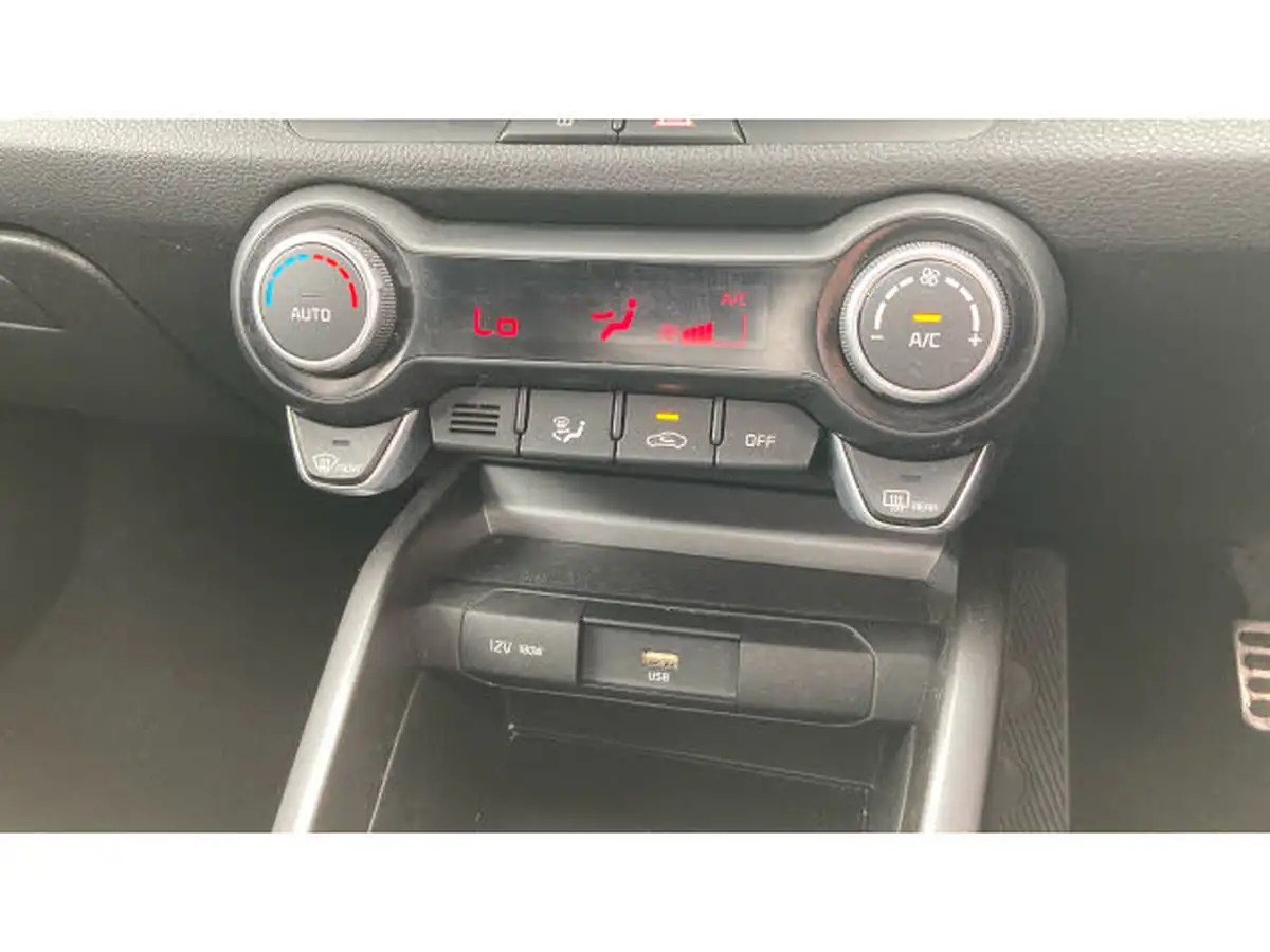 2021-kia-stonic-10-t-gdi-gt-line-big-28
