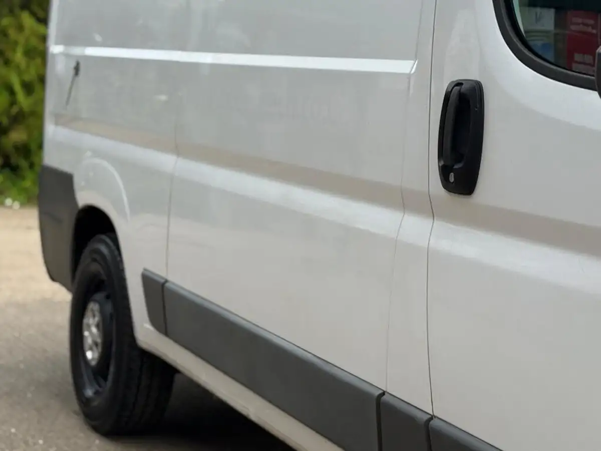 2017-fiat-ducato-20td-35-lh2-panel-big-22