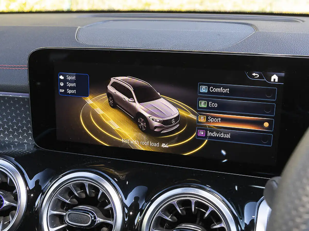 2024-mercedes-benz-eqb-e-eqb-350-amg-line-executive-big-14