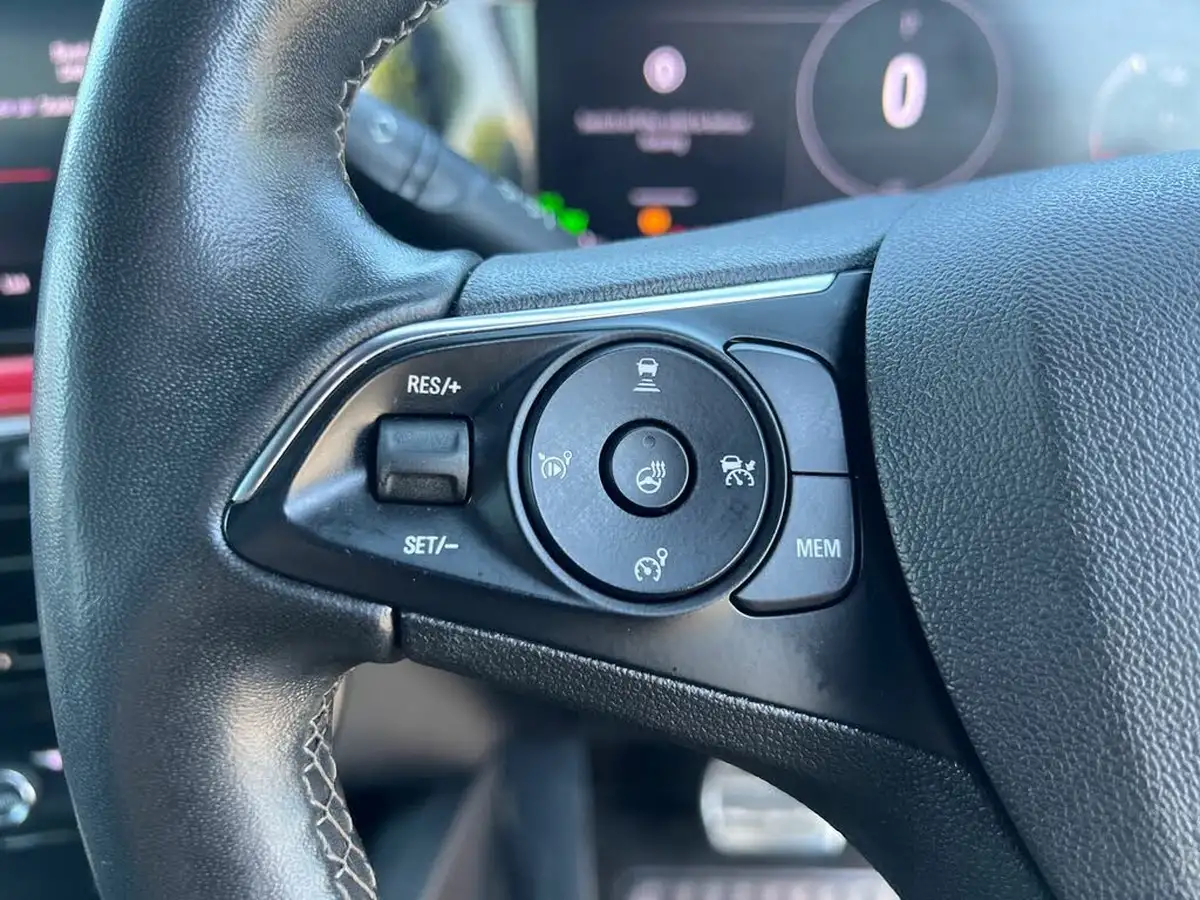 2023-vauxhall-mokka-e-gs-big-25