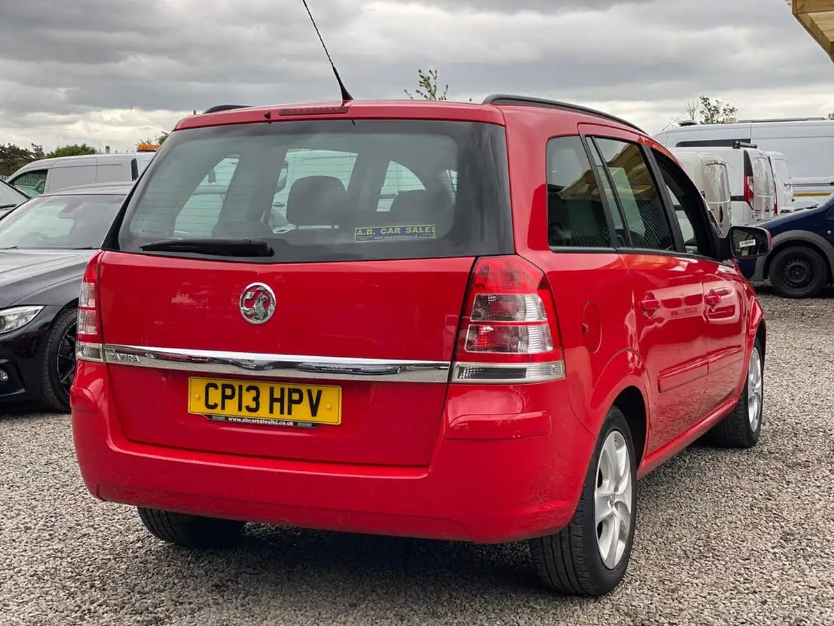 2013-vauxhall-zafira-16-exclusiv-big-20