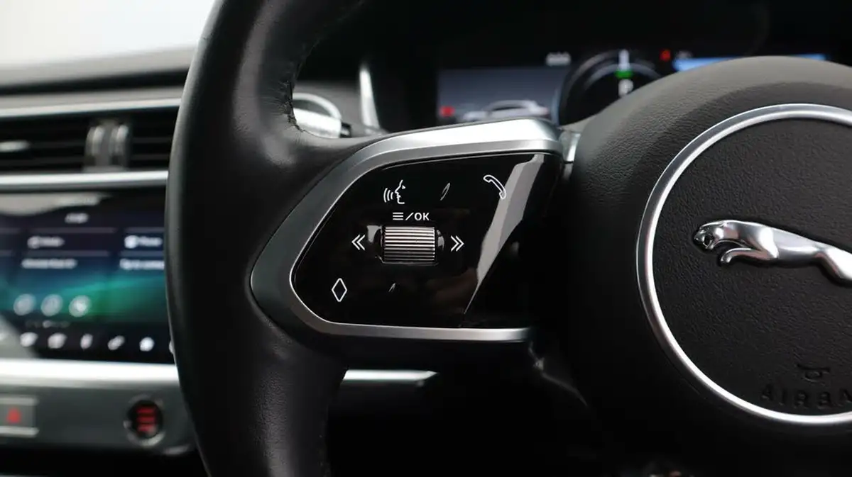 2019-jaguar-i-pace-ev400-hse-big-26