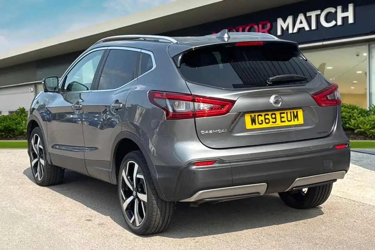2020-nissan-qashqai-13-dig-t-tekna-160ps-dct-big-1