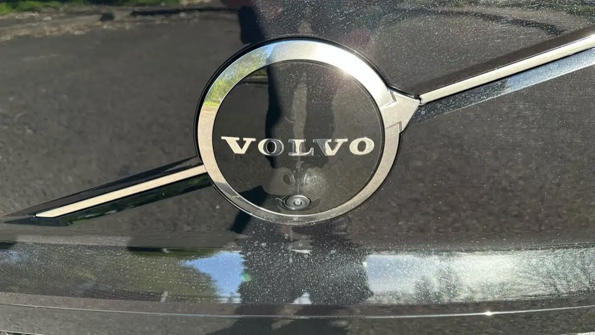 2025-volvo-ex30-e-single-motor-ultra-big-38