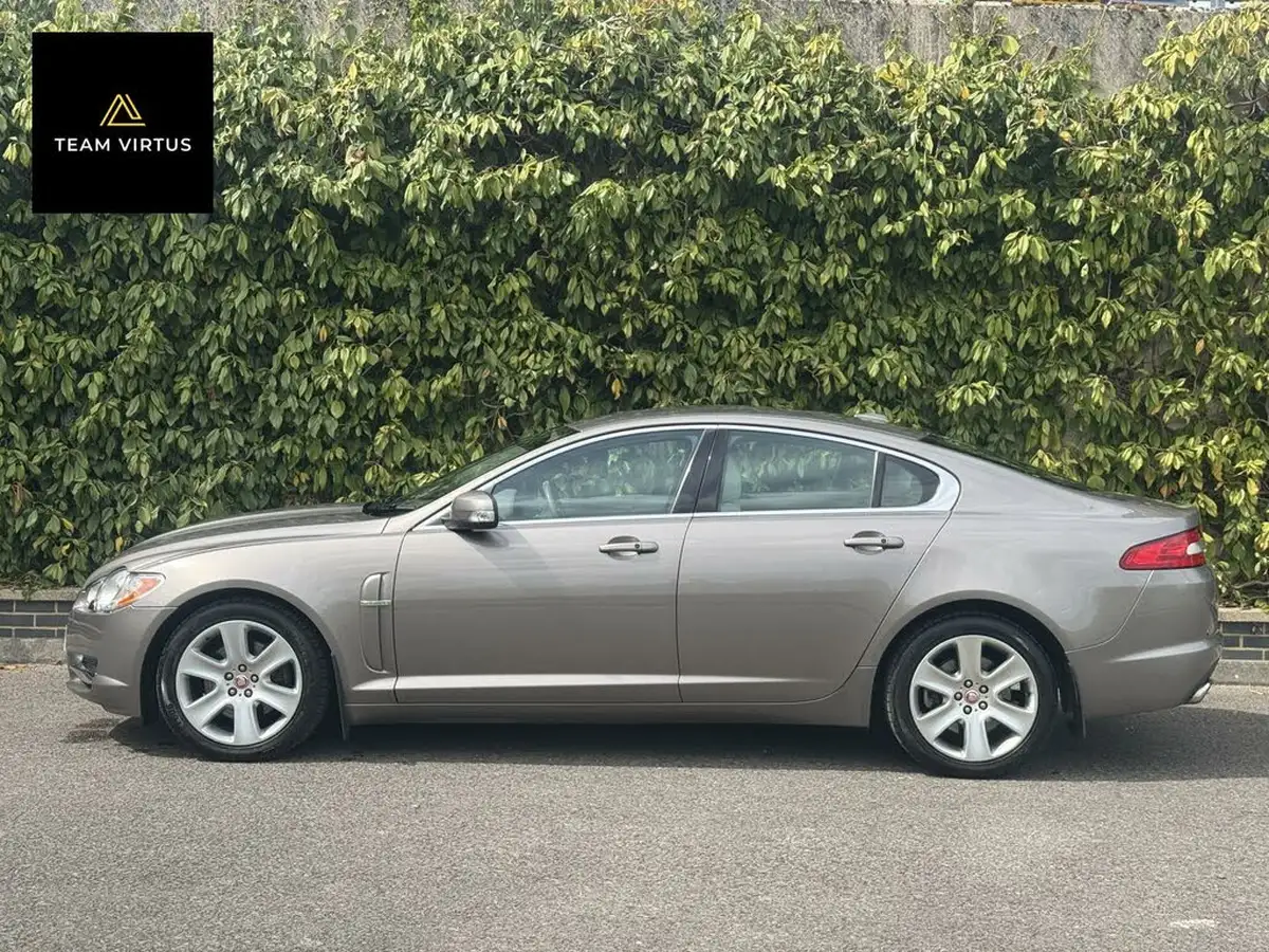 2008-jaguar-xf-30-premium-luxury-big-2
