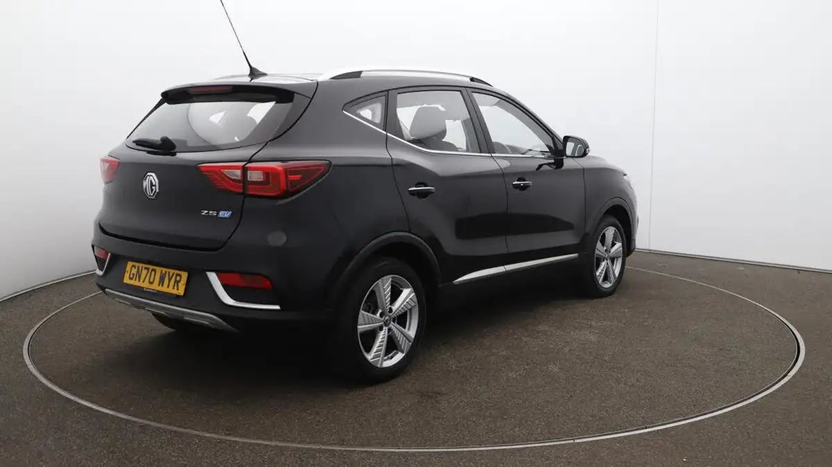 2020-mg-zs-suv-e-exclusive-ev-big-46
