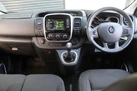 2020-renault-trafic-passenger-20dci-ll30-170-sport-nav-small-1