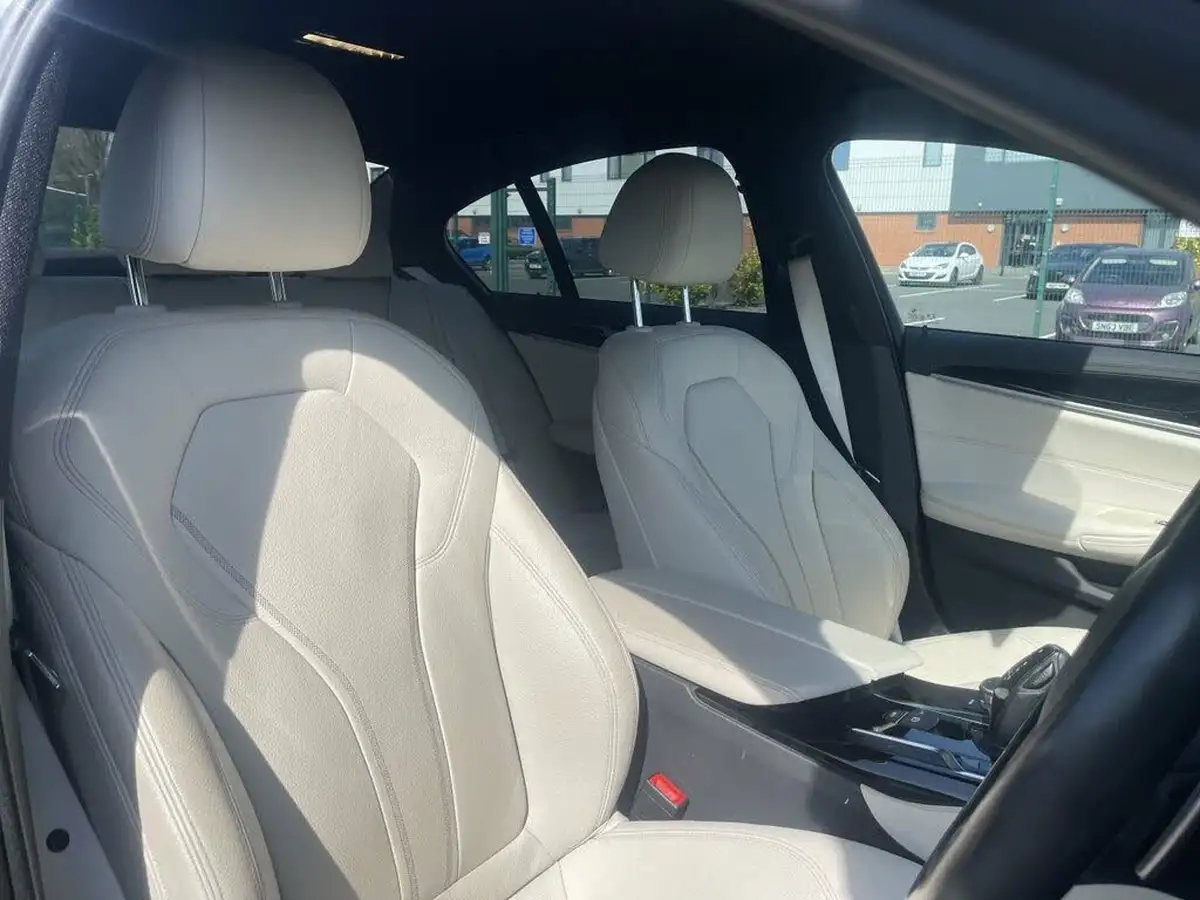 2019-bmw-5-series-30td-530d-m-sport-saloon-4d-big-1
