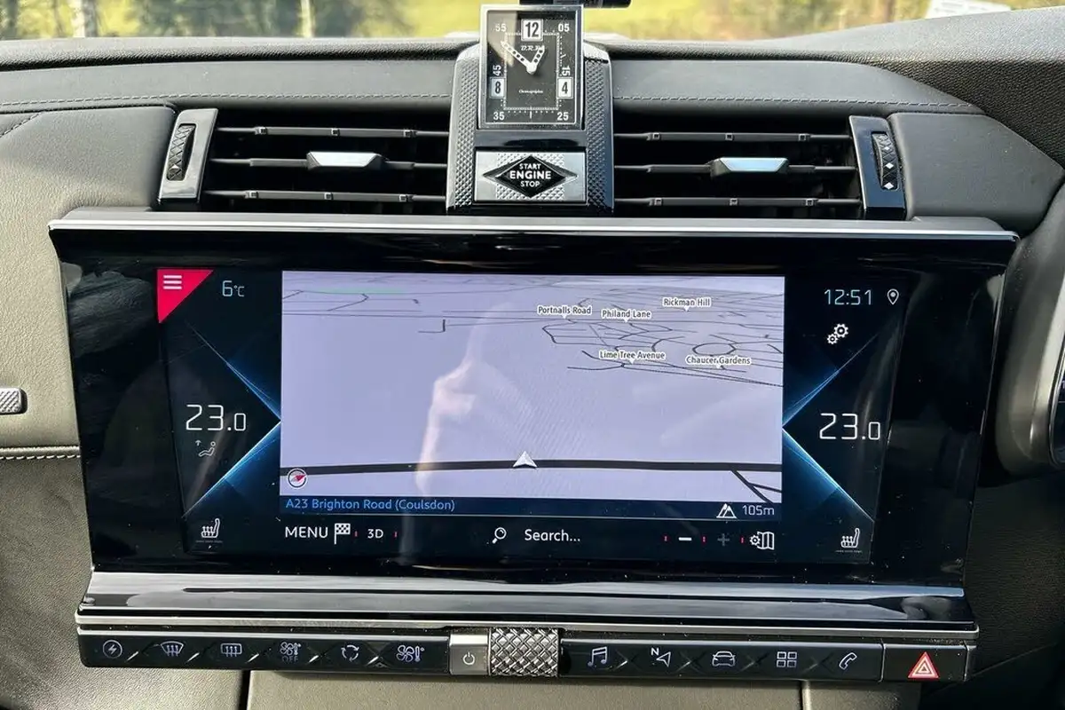 2021-ds-ds-7-crossback-e-tense-prestige-300ps-4x4-5d-big-3