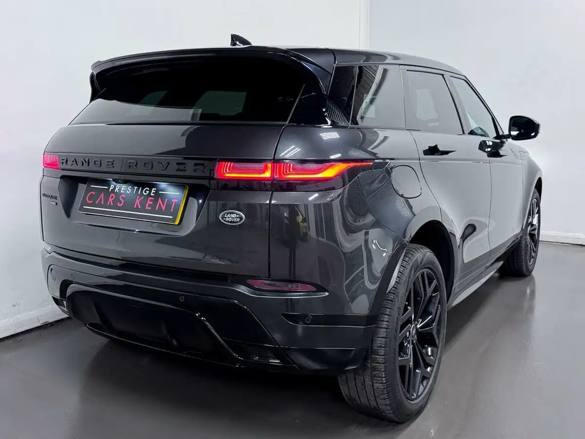 2022-land-rover-range-rover-evoque-15-p300e-evoque-edition-big-16