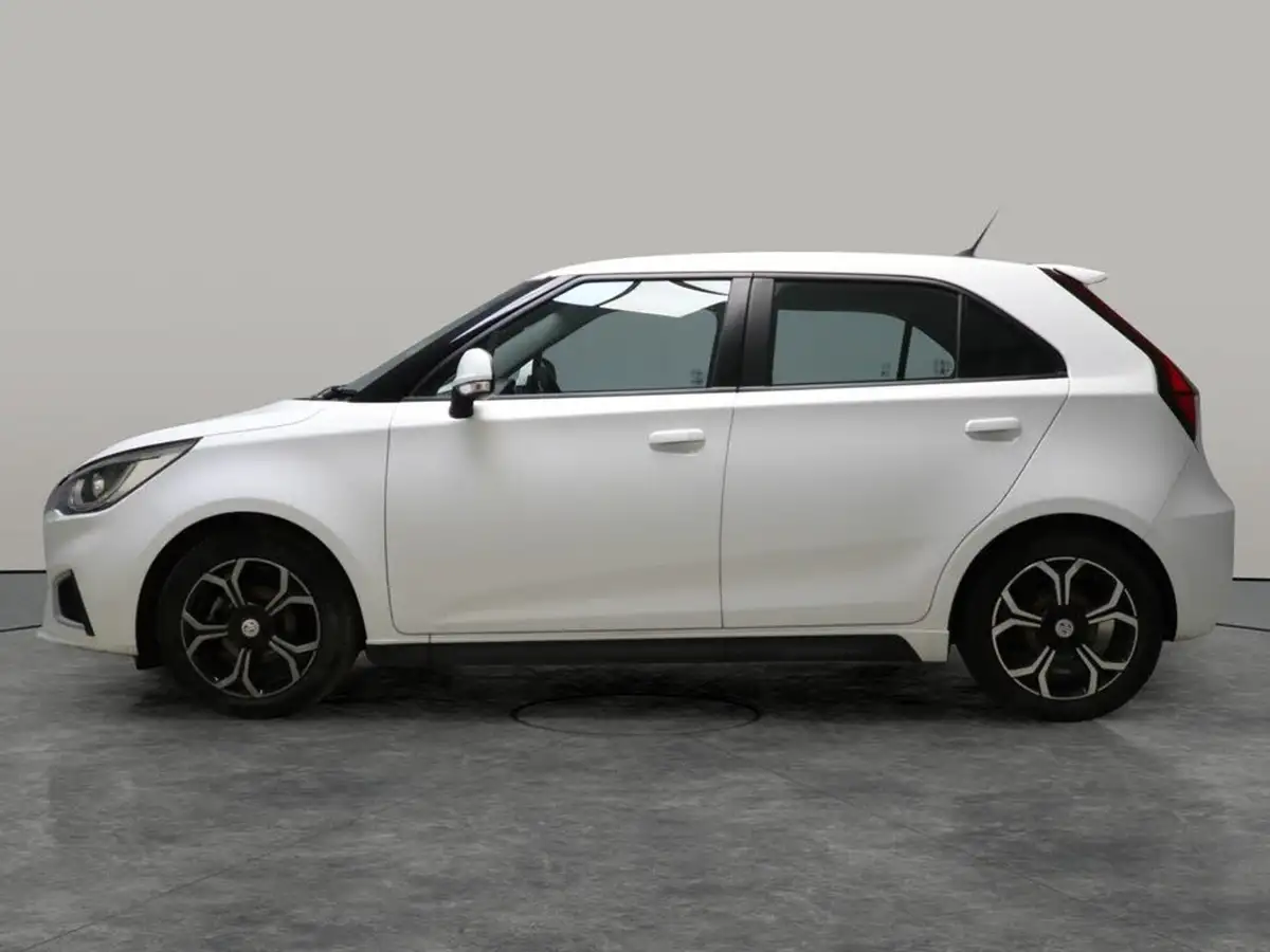 2023-mg-mg3-15-vti-tech-exclusive-nav-big-10