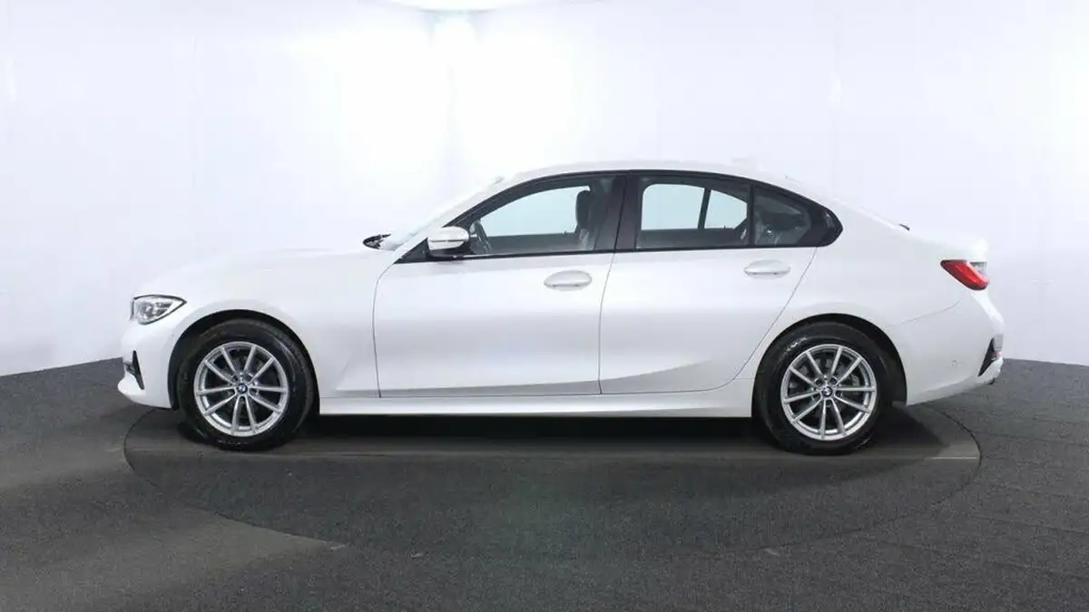 2020-bmw-3-series-20td-318d-se-saloon-4d-big-3