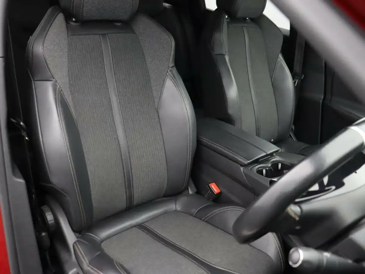 2018-peugeot-3008-suv-20-bluehdi-gt-line-20bluehdi-150bhp-big-8
