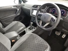 2021-volkswagen-tiguan-small-12