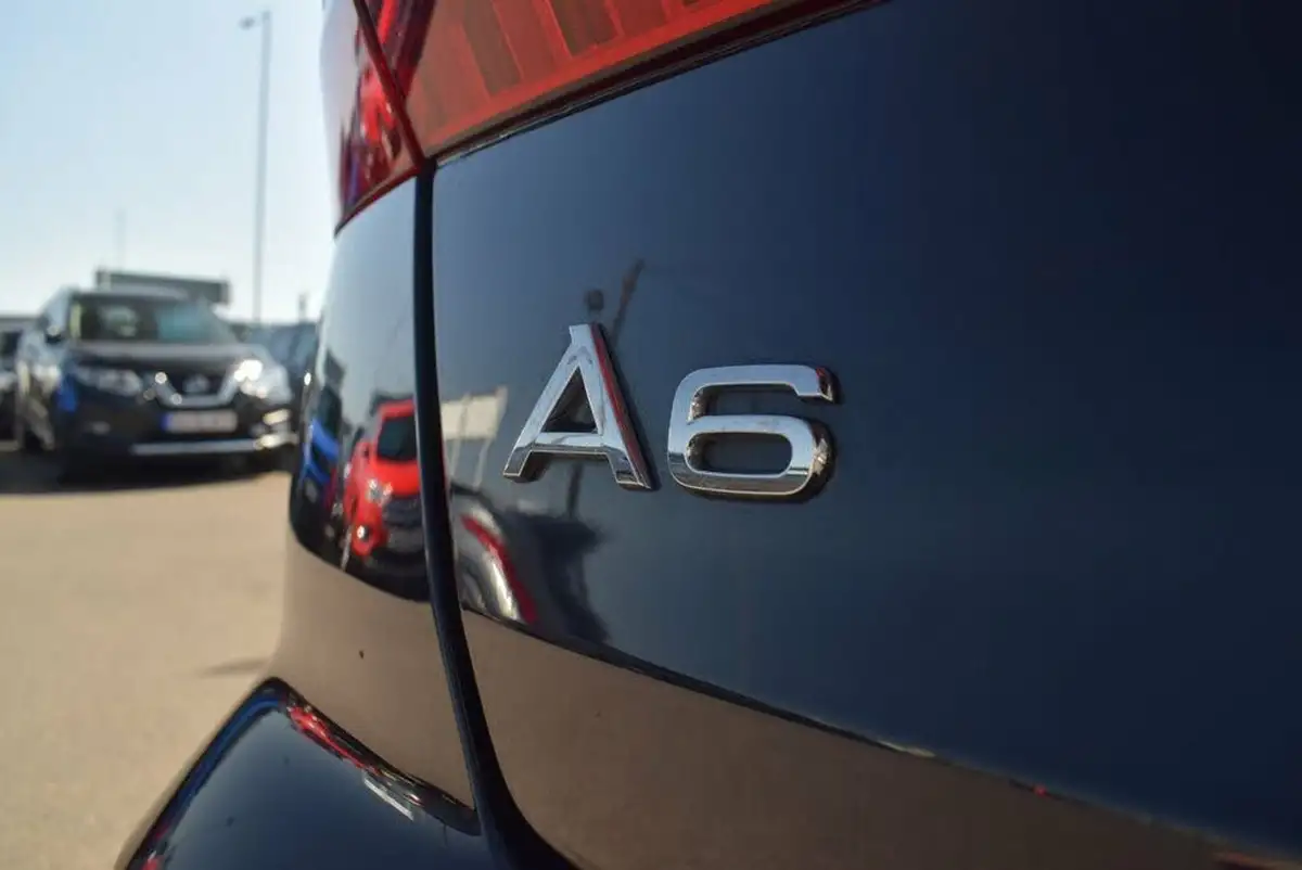 2023-audi-a6-saloon-20-40-tfsi-s-line-big-23