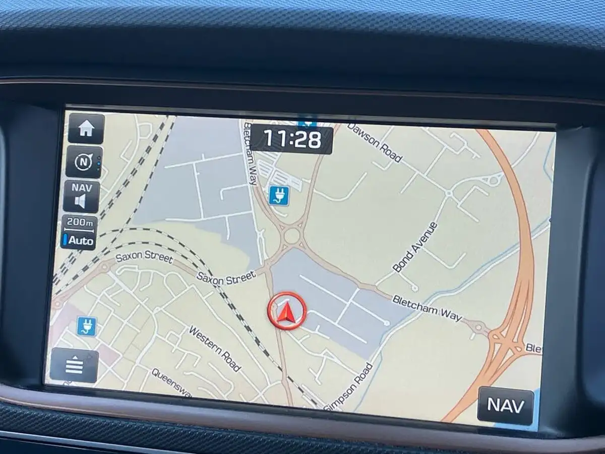 2018-hyundai-ioniq-e-premium-electric-big-12