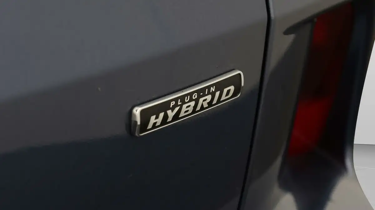 2022-ford-kuga-big-20