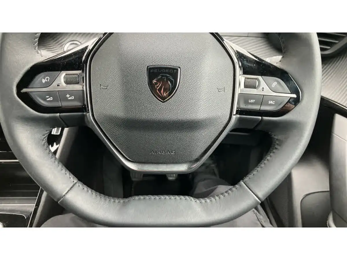 2025-peugeot-2008-suv-12-puretech-allure-130ps-big-18
