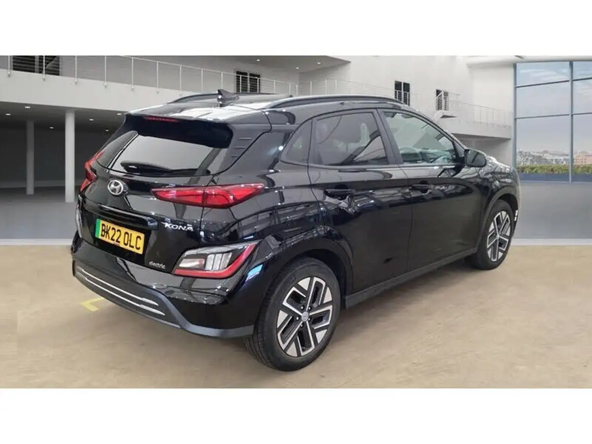 2022-hyundai-kona-e-premium-204ps-64kwh-7kw-obc-big-6
