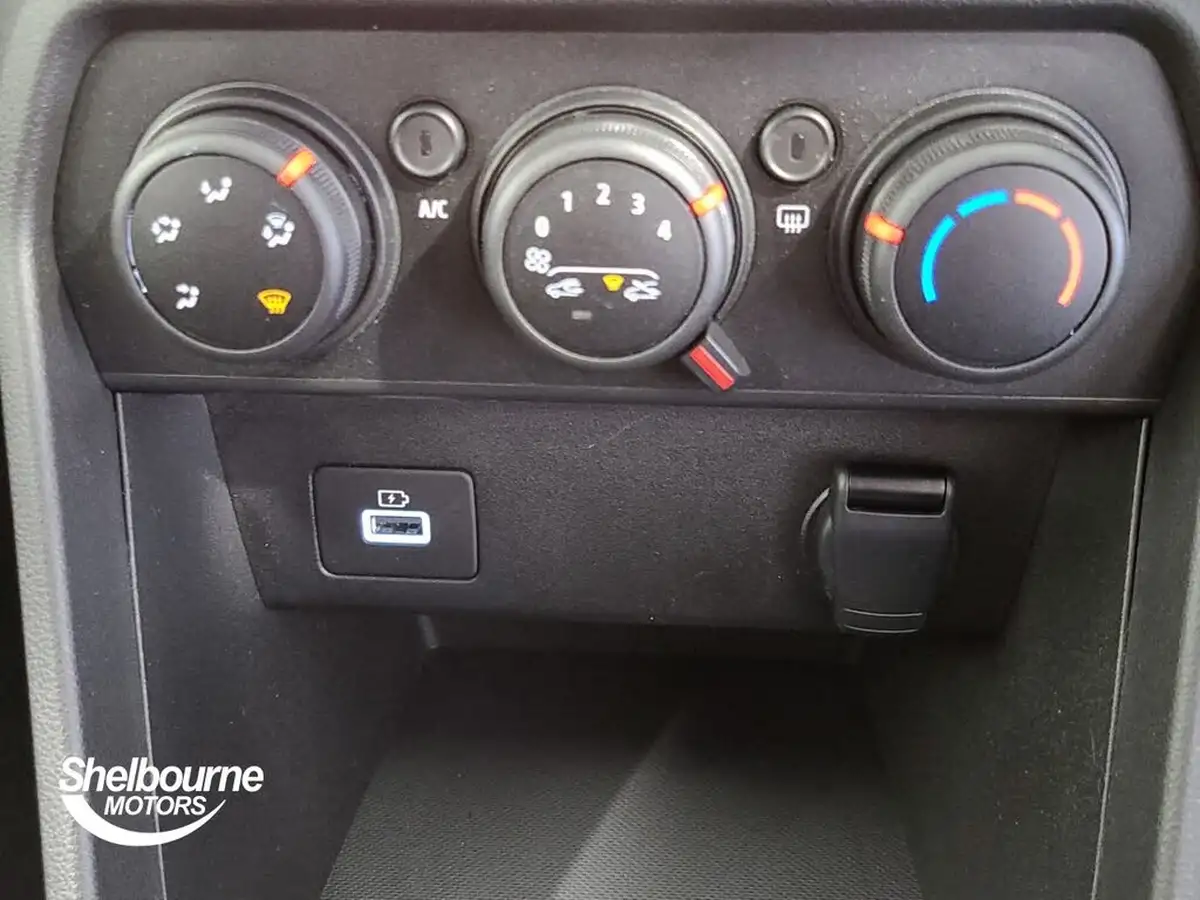 2022-dacia-sandero-stepway-10-tce-comfort-100bhp-bi-fuel-big-34