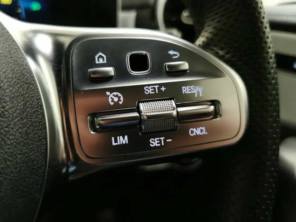 2021-mercedes-benz-cla-20d-cla-220d-amg-line-coupe-4d-big-23