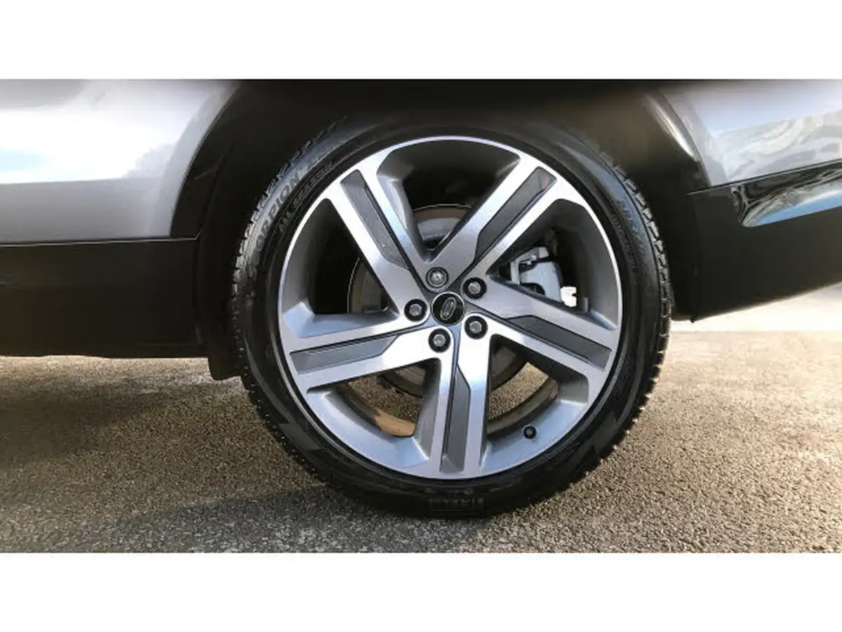 2024-land-rover-discovery-30-d350-dynamic-hse-big-48