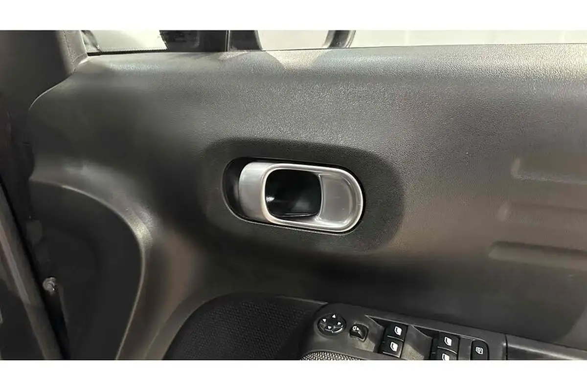 2019-citroen-c3-aircross-12-puretech-feel-110ps-ss-big-27
