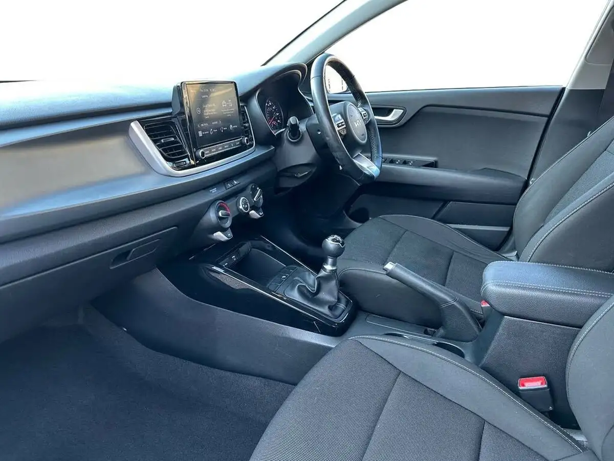 2021-kia-rio-12-dpi-2-big-10