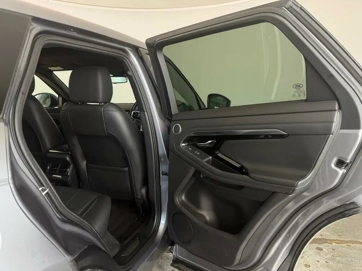 2021-land-rover-range-rover-evoque-20-p250-r-dynamic-hse-big-22