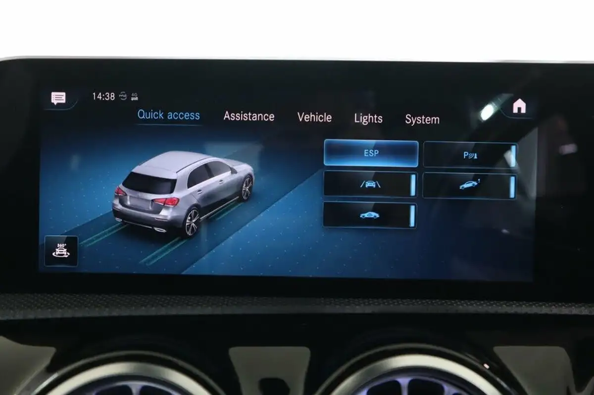 2019-mercedes-benz-a-class-20-a250-amg-line-premium-hatchback-5d-big-40