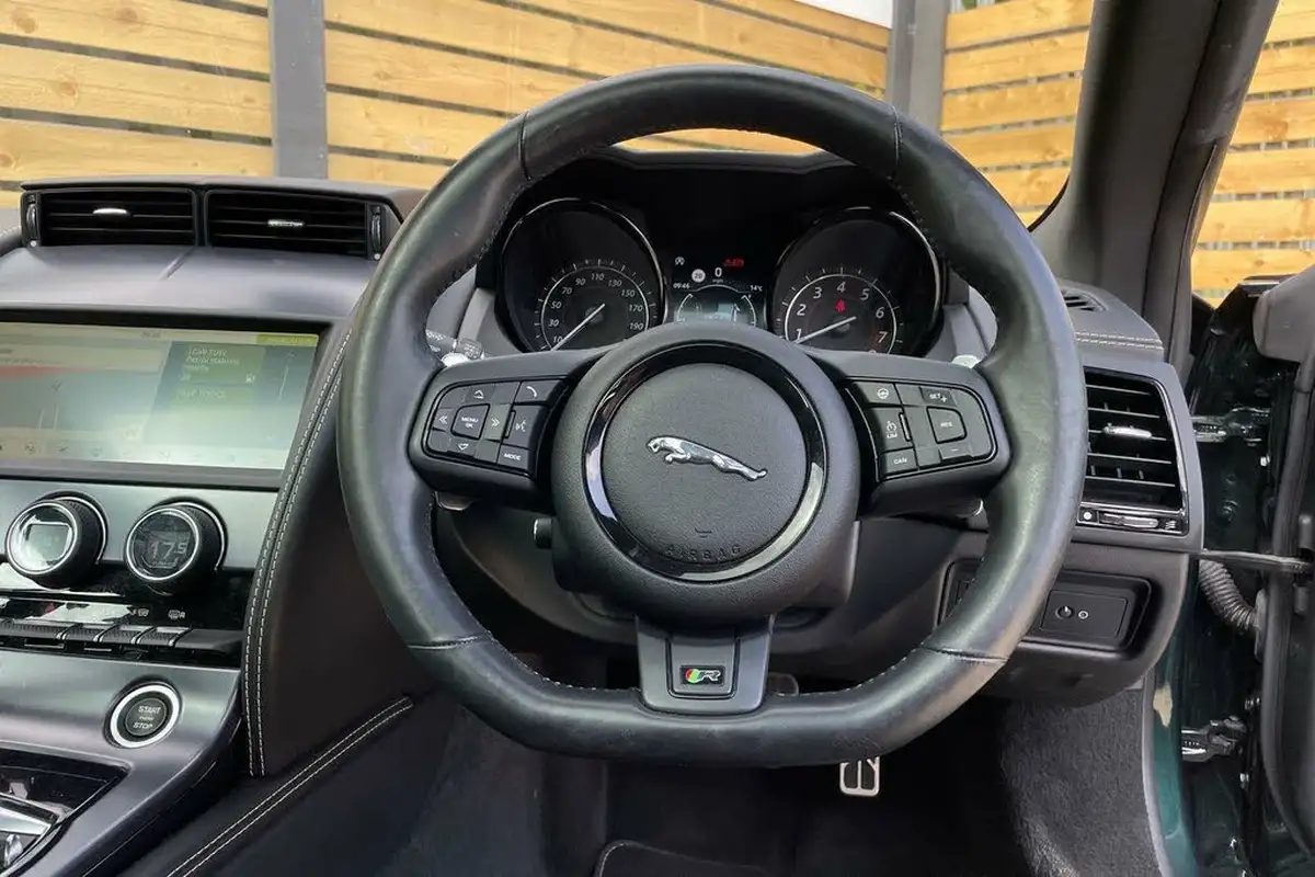 2018-jaguar-f-type-50-v8-sc-r-awd-ss-coupe-big-36
